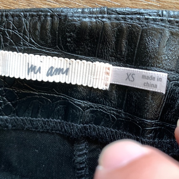 Mi Ami black skirt sz XS like new! - Picture 3 of 6